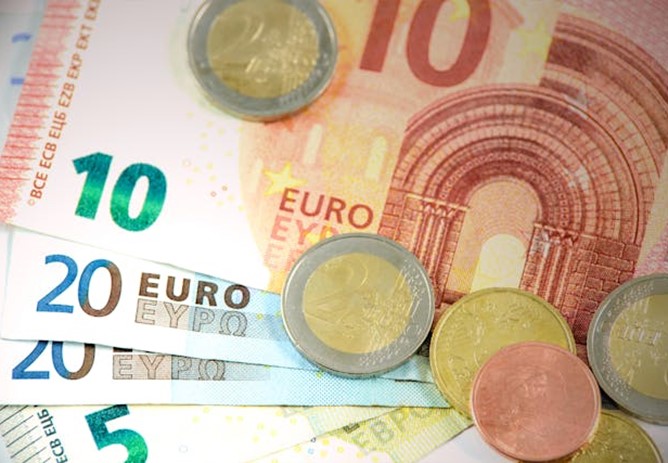 Instant Payments and Verification of Payee (VOP)